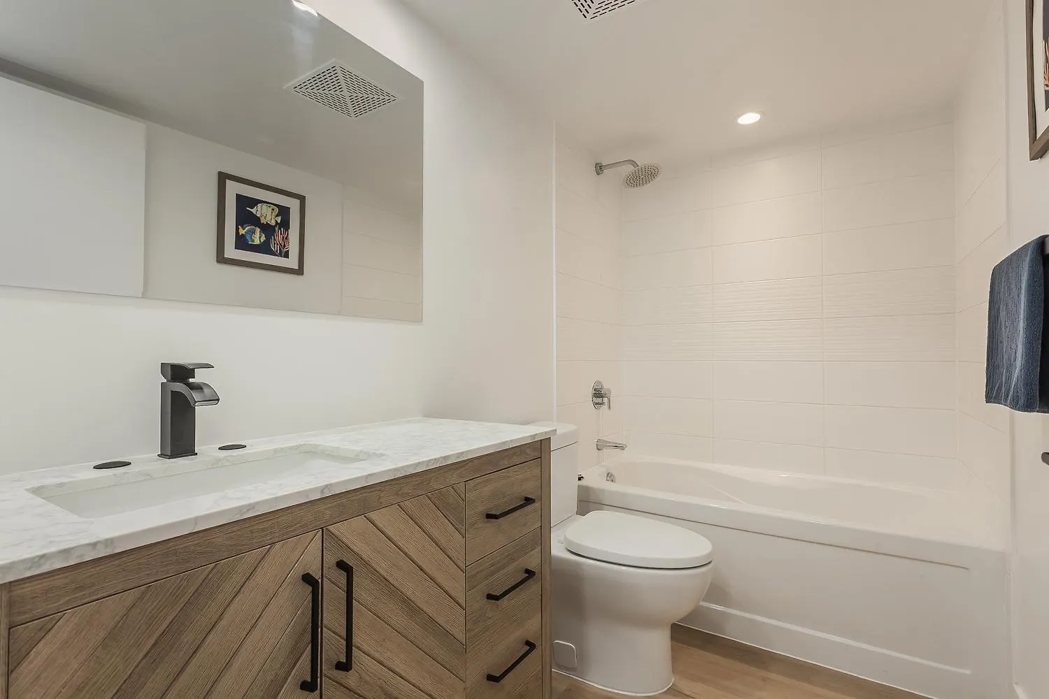 Apartment Cozy 2Br Close To Cn Tower & Harbourfront Toronto Canada